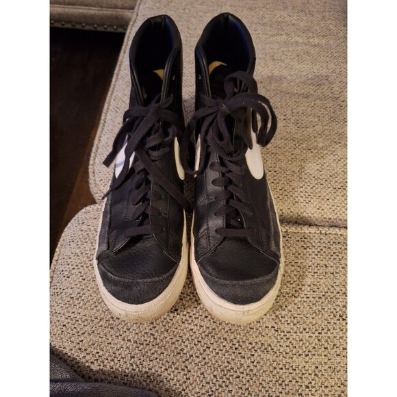 Nike Blazer Mid 77 Men's Size 10 US BQ6806-100 Black/White Athletic Shoes - Picture 1 of 8